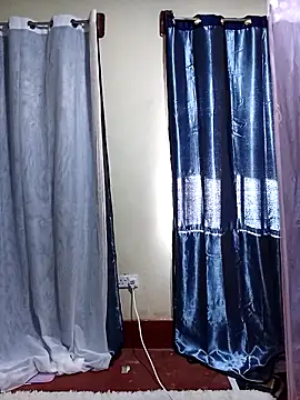 BelindaLexy's web cam