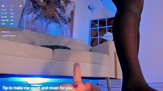 NickyLawson's cam snapshot