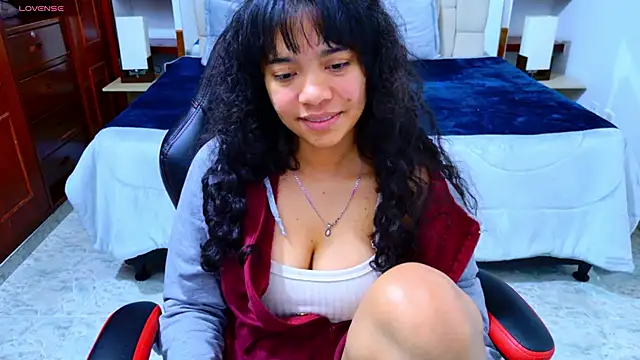 laureentt_'s cam snapshot