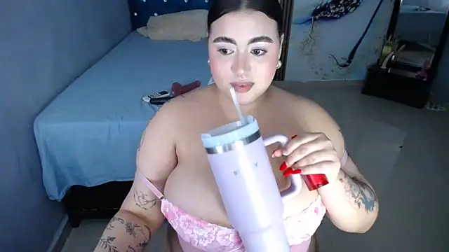 MadinsonCopper's cam snapshot