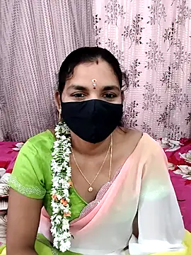 Lalitha-1995's cam snapshot