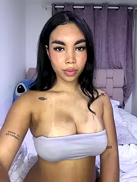 karolaalcendra's cam snapshot