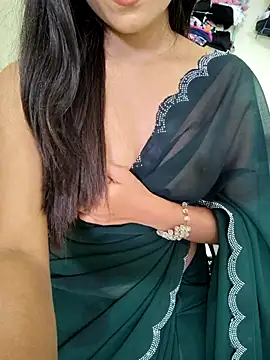 Meenakshi_ live sex cam
