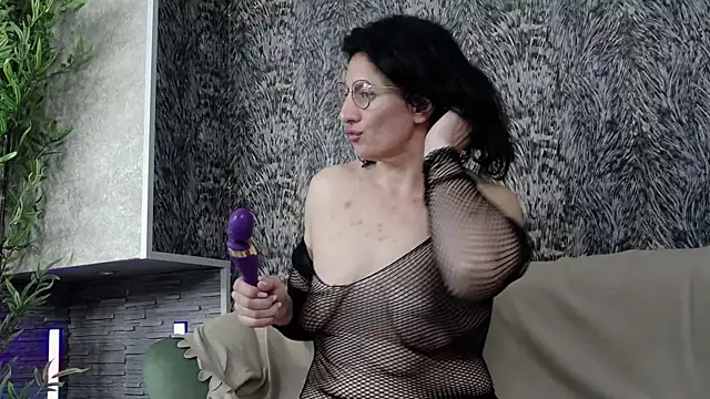 _LustyFantasy_'s cam snapshot