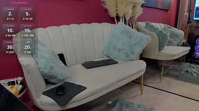 _FoxyMia_'s cam snapshot