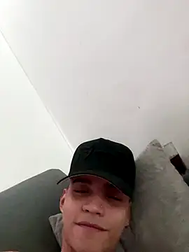 Scott_hots69's cam snapshot