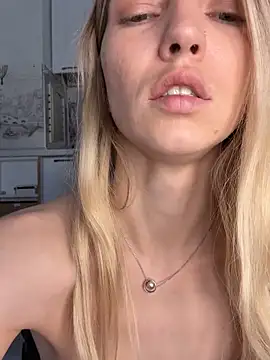 Adelina0001 live sex cam