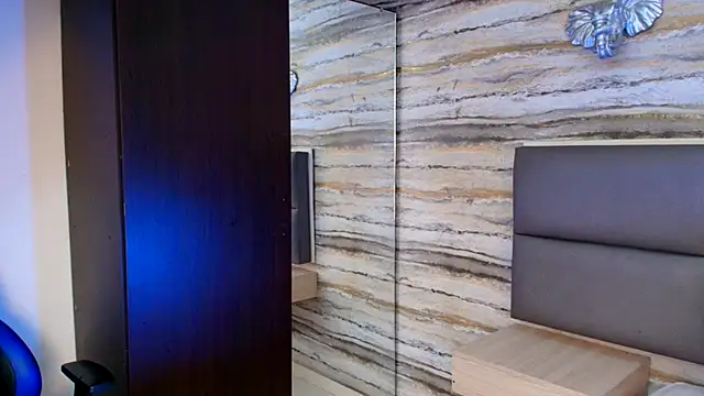 Lovers_21 live sex cam