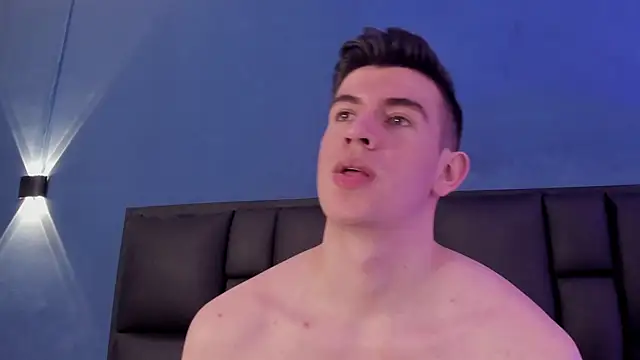 MikaelSlow's cam snapshot