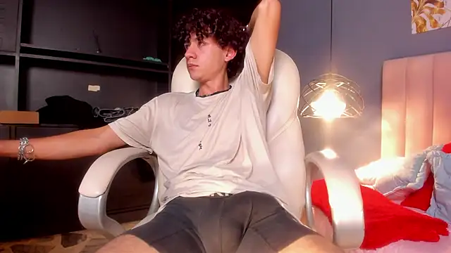 Helios_Obscuro's cam snapshot