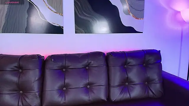 Nia_Blum's cam snapshot