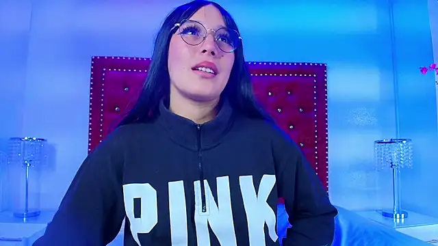 Lili_scott's cam snapshot