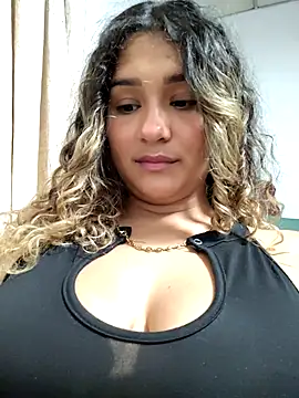 BrendaGirs's cam snapshot