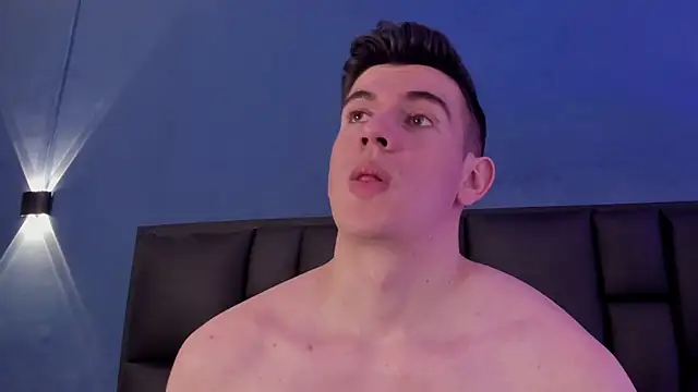 MikaelSlow's cam snapshot