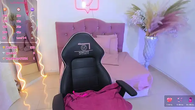 kendra_tay's cam snapshot