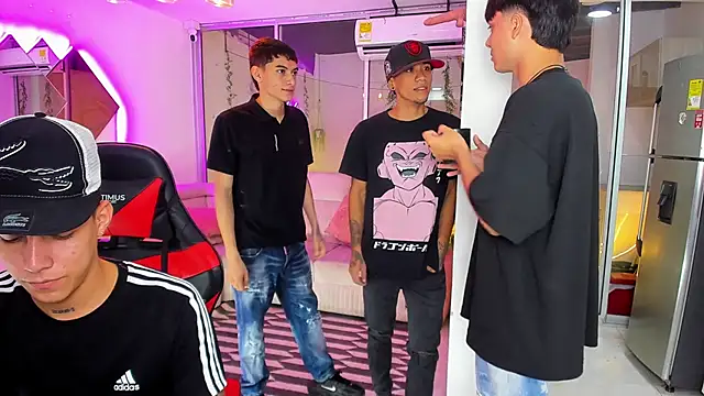 Houseofwarrios's cam snapshot