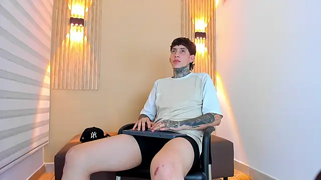 DANTE_ARMSTRONG's cam snapshot