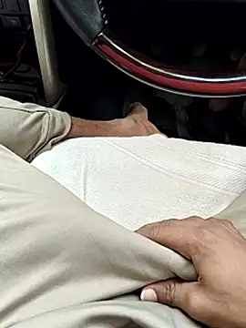 Bigsizemodda live sex cam