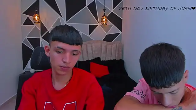 Juan_Nd_Steven live sex cam