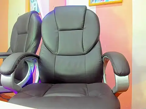 Mila_Leon live sex cam