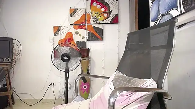 tsbigcock10incock live sex cam