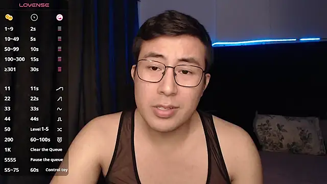 andrewmhilton_ live sex cam