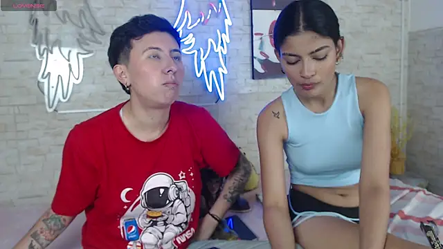 Gaby_and_Mei live sex cam