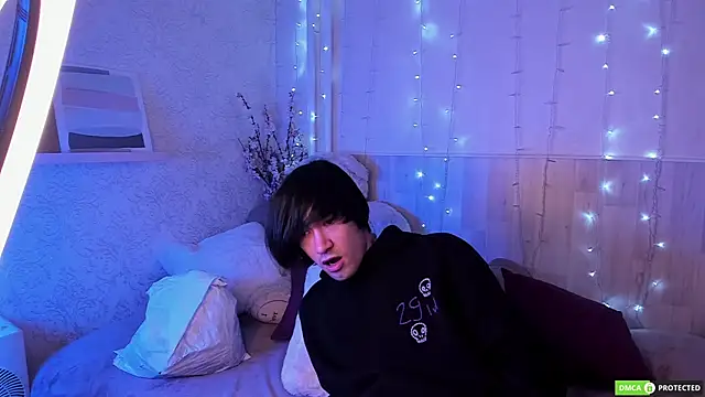 CalvinOwens's Stripchat show and profile