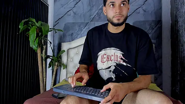 Bry_Dalton live sex cam