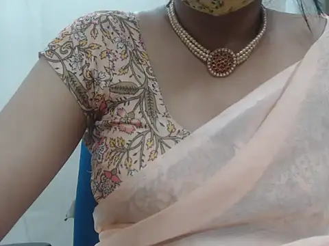 Lovely_Siri_23 live sex cam
