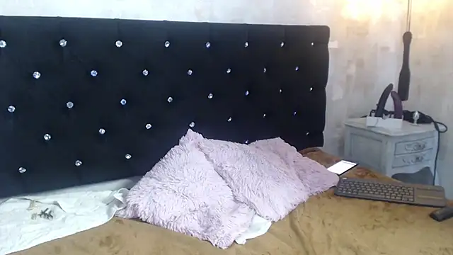 danna_garza's cam snapshot