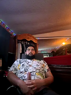 bigdickgio6923 live sex cam