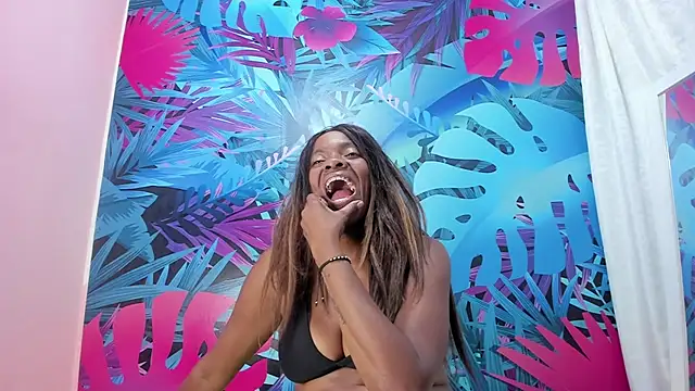 XiaraMilf's cam snapshot