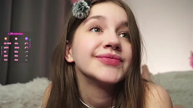 AmiLewis live sex cam