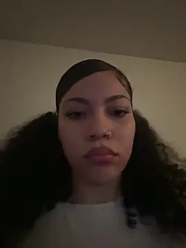 ladylavish live sex cam