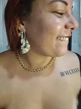 RuivaGiMisteriosa live sex cam