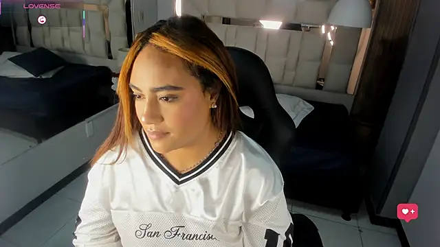 AnguelJones's cam snapshot