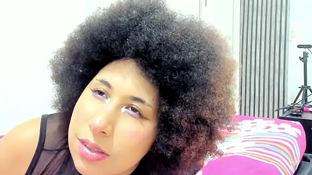 perla_blue12's cam snapshot