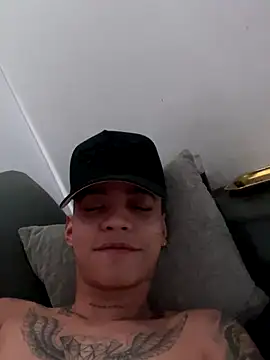 Scott_hots69's cam snapshot