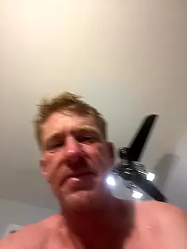 Dgamestrong's cam snapshot