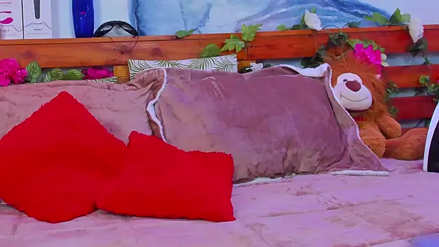 Perla_Franco's cam snapshot