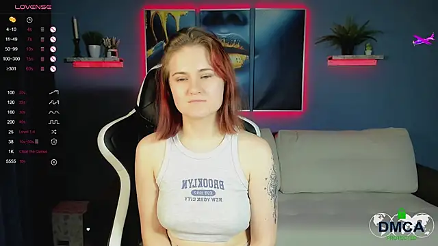 Roxy_foxi's cam snapshot