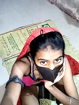 Thaper_Meera2's cam snapshot