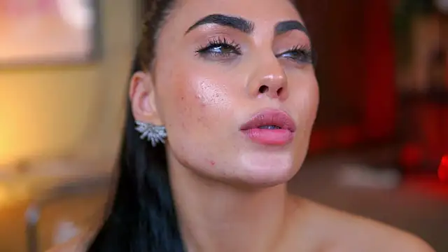 RavennaDArcy's cam snapshot