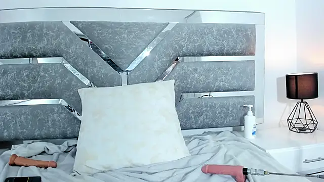 Baby_Scarleth_'s cam snapshot