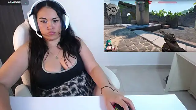 Sunny_Gamer7's cam snapshot