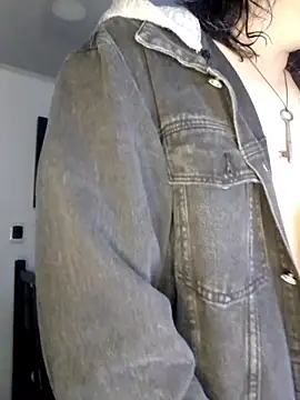 Thrash_Riff_God_93's cam snapshot