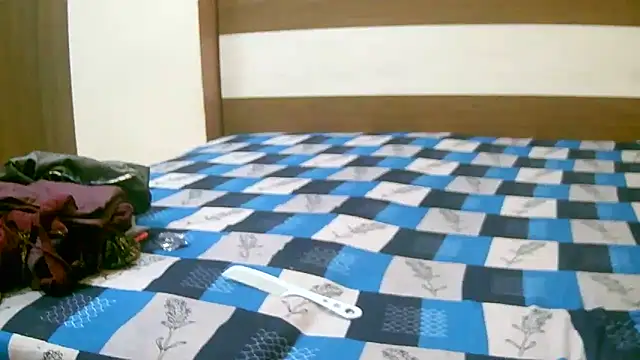 ragini_m_m_s's cam snapshot