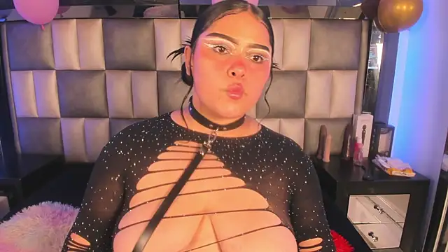 abbiecollins_js's cam snapshot