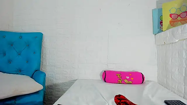 arielsweeth's cam snapshot